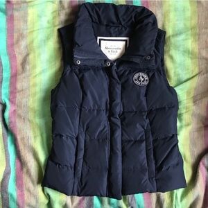 Abercrombie & Fitch puffer vest